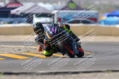 media/Oct-09-2022-SoCal Trackdays (Sun) [[95640aeeb6]]/Turn 2 (1110am)/